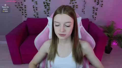 Eva online show from June 2, 1:18 am