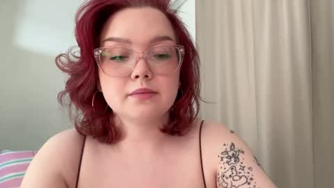 eva_kittenn online show from May 19, 12:45 pm