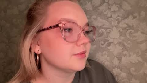 eva_kittenn online show from September 30, 7:13 pm