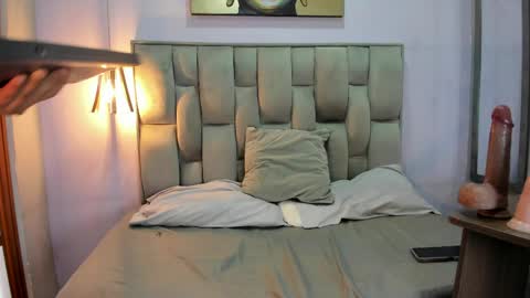 eva_lonx online show from June 3, 6:02 pm