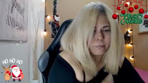 eva_love49 online show from December 15, 2:13 pm