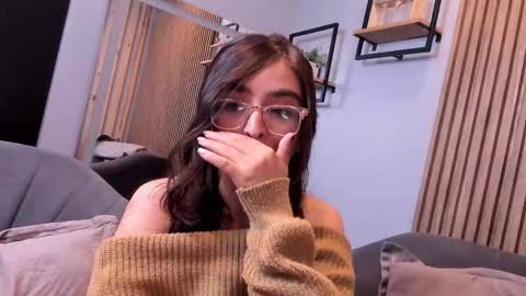 Angelinne online show from September 19, 2:54 pm