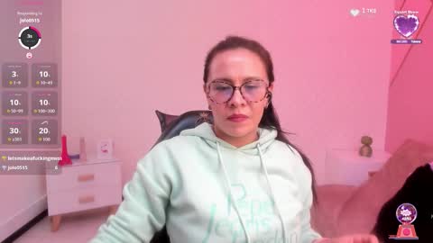 Eva  online show from February 28, 3:27 pm