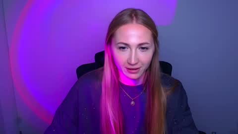 Snapshot of eva_oliviaa chatting on September 30, 1:10 pm Eva online show from September 30, 1:10 pm