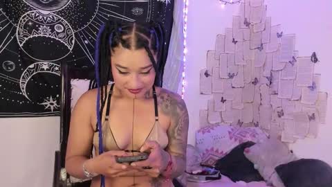 Eva  online show from September 10, 6:36 am