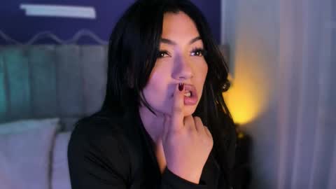 julieth online show from March 6, 8:41 pm