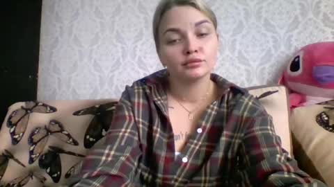 evadelicious_ online show from July 1, 9:29 am