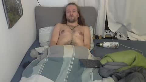 Han online show from February 2, 6:37 pm