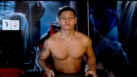 Snapshot of evan_greey chatting on December 9, 6:23 am EVAN GREY online show from December 9, 6:23 am