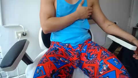 Snapshot of evans_king chatting on February 27, 12:56 pm Evan online show from February 27, 12:56 pm