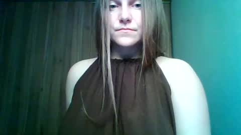 evasapples2026 online show from May 22, 9:54 pm
