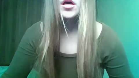 evasapples2026 online show from February 24, 11:30 pm