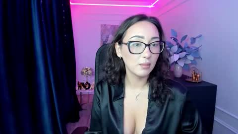 evasarazardje online show from November 18, 4:37 am