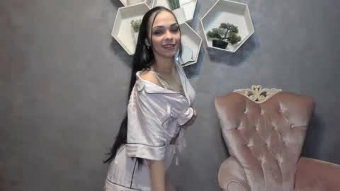 evashy99 online show from January 17, 9:12 pm