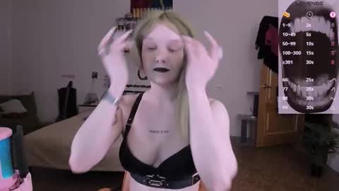      online show from March 15, 8:12 pm