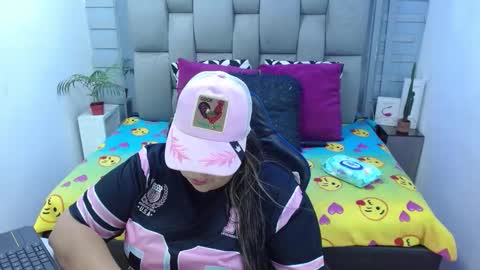 evelin zaens online show from March 9, 3:44 am