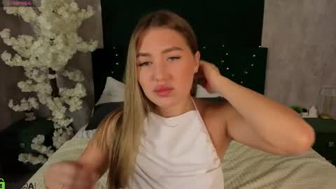 Evelina online show from April 20, 12:57 am