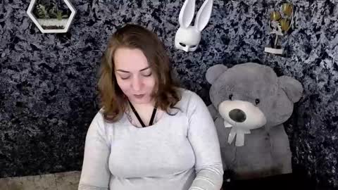 Lydia online show from February 5, 3:04 pm