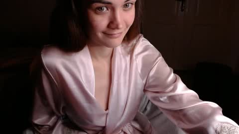 Evelyn online show from December 14, 2:44 am