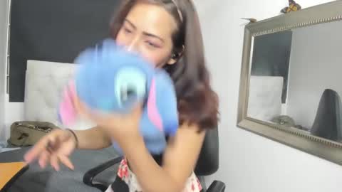 Snapshot of evelynesex chatting on September 30, 4:45 am Evelyne online show from September 30, 4:45 am