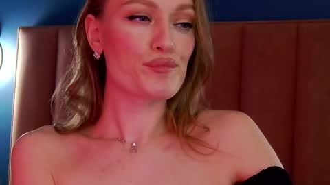 Evelyn online show from March 22, 8:51 am