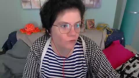 Everly online show from November 28, 5:15 am