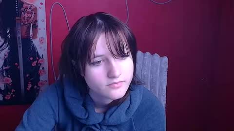 Evie online show from February 11, 12:20 pm