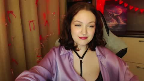 Lessie online show from March 6, 11:42 pm