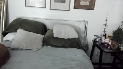 EV Parrish online show from January 19, 1:21 am