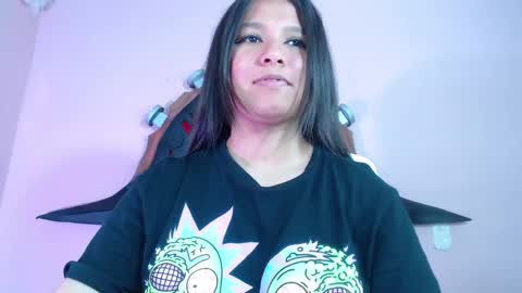 Im Evy online show from September 23, 4:56 pm