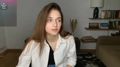 Ann online show from May 13, 9:24 pm