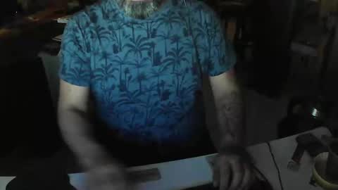 Gio online show from January 2, 8:02 pm