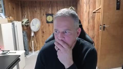 exibe1219 online show from December 27, 1:18 pm