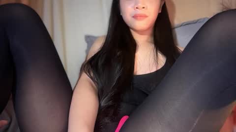 chloee online show from December 3, 3:34 pm