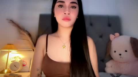 chloee online show from April 27, 10:57 am