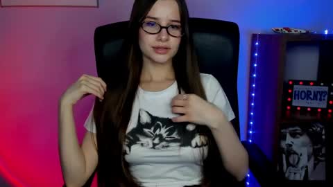 Maya online show from April 6, 6:47 am