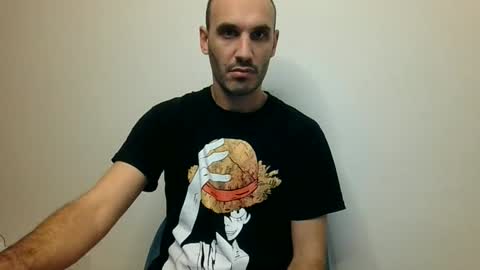 Snapshot of extr0 chatting on October 24, 8:31 pm Extro online show from October 24, 8:31 pm