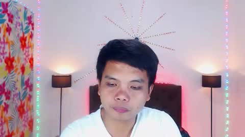 JOHNDAVE online show from February 17, 6:18 pm