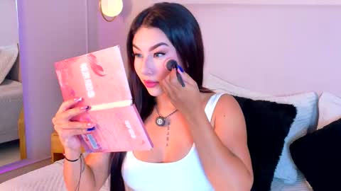 eymicooper online show from February 23, 7:38 pm