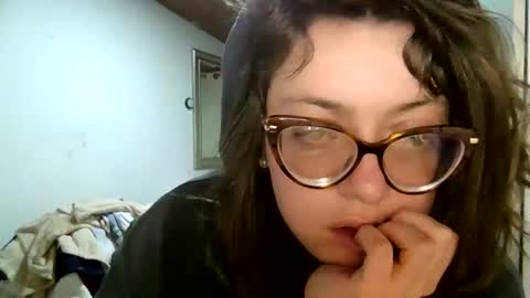 Aimee online show from February 21, 4:07 am