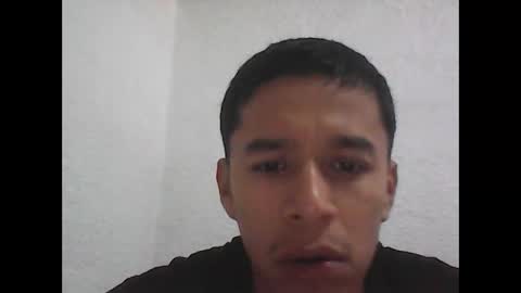 R online show from March 18, 6:36 pm