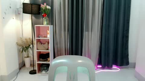 fabulous_sharpey online show from June 5, 6:52 am