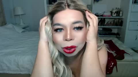facecum01 online show from June 19, 7:03 am