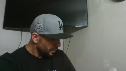 Mark online show from February 6, 10:36 am