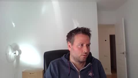 faer_087 online show from November 7, 11:45 am