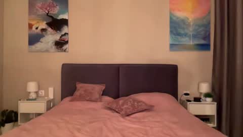 Bloom  online show from March 4, 6:39 pm