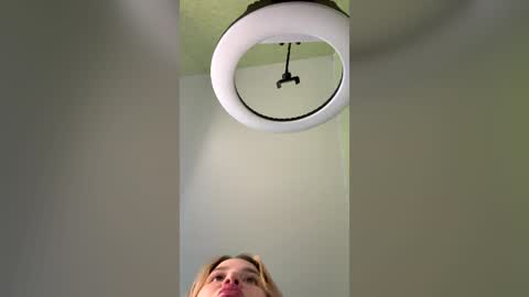 Ilona online show from July 17, 7:54 am