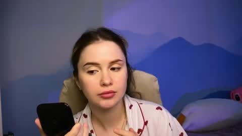 Ilona online show from March 7, 10:15 am