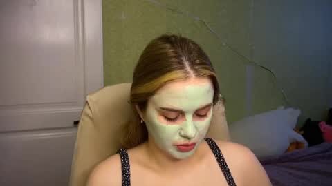 Ilona online show from March 28, 8:38 am