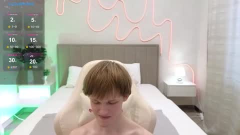 Fakeangel online show from November 9, 9:02 am